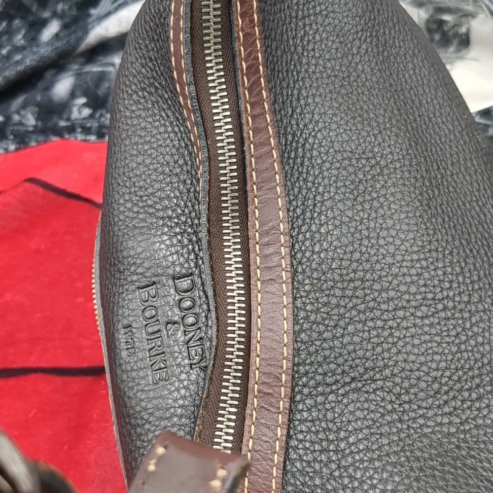 DOONEY & BOURKE 1975 EAST WEST HOBO SHOULDER BAG BLACK